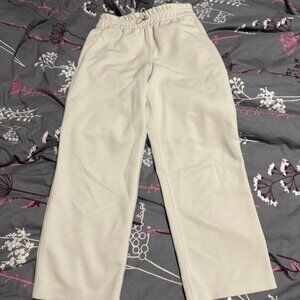 Lululemon Softstreme Crops size 4
